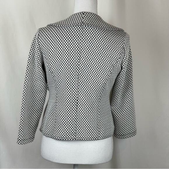 Calvin Klein Black White‎ Basketweave Coastal Grandma Ruffle Jacket NWOT Size 4P - Picture 5 of 11